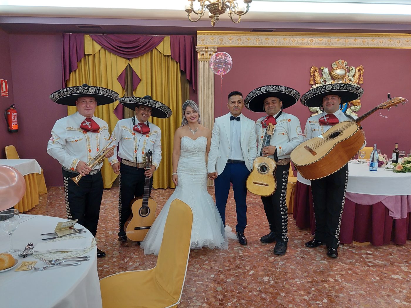 Mariachi Sol del Mediterráneo